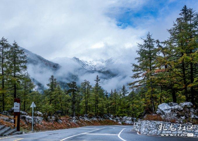 多名旅客遗失贵重物品，民警相助及时找回